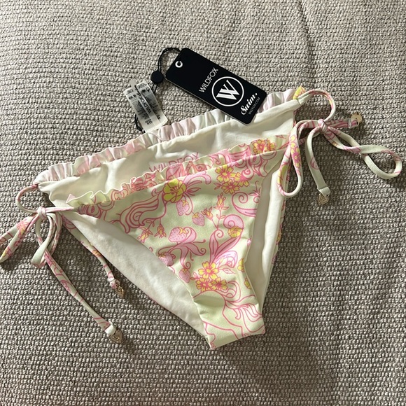 Wildfox VINTAGE UNICORN BIKINI BOTTOMS, Reservable - Picture 3 of 8